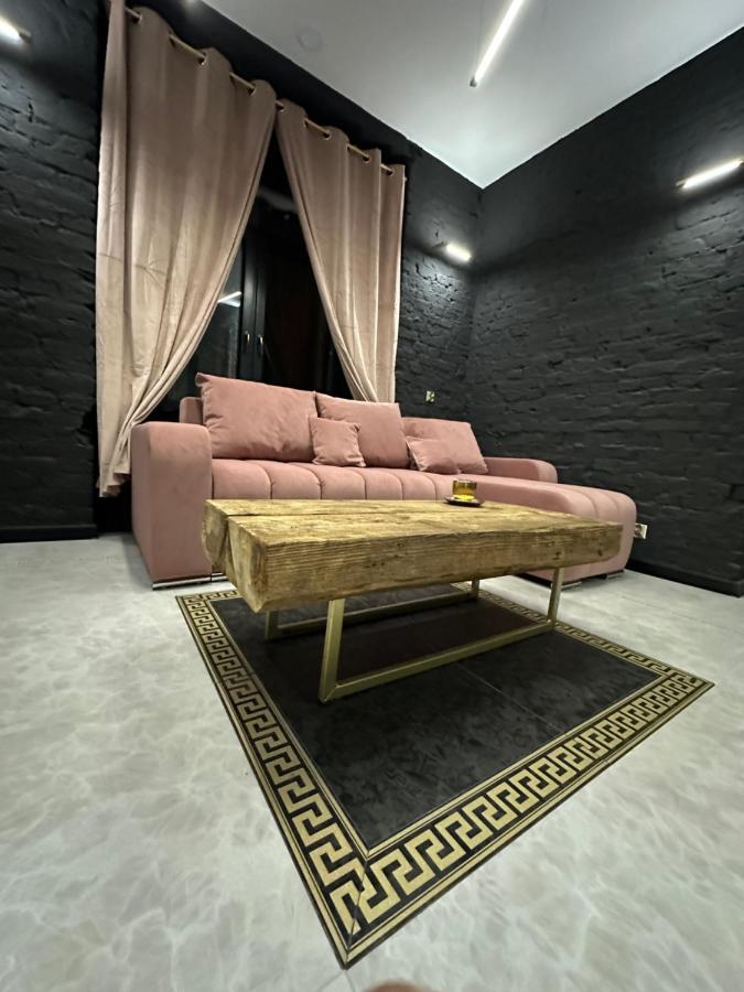 Darkhouse Versace Pink Łódź Zewnętrze zdjęcie