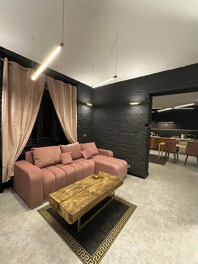 Darkhouse Versace Pink Łódź Zewnętrze zdjęcie