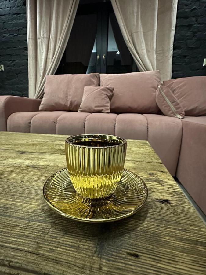 Darkhouse Versace Pink Łódź Zewnętrze zdjęcie