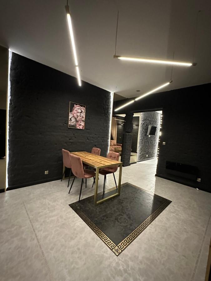 Darkhouse Versace Pink Łódź Zewnętrze zdjęcie