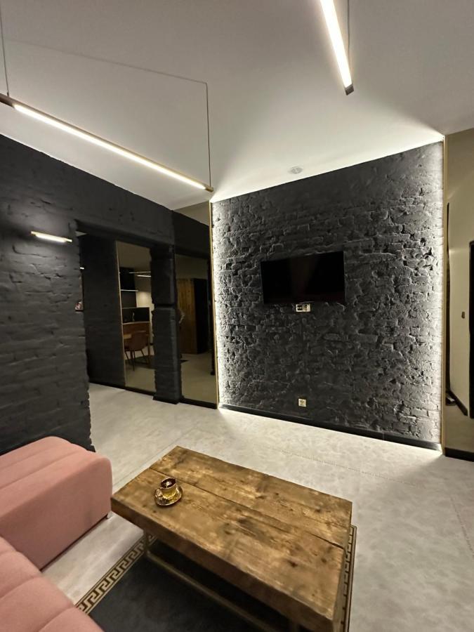 Darkhouse Versace Pink Łódź Zewnętrze zdjęcie